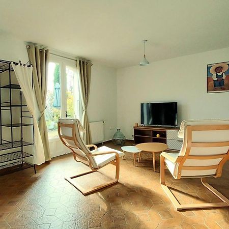 La Deviniere Hotel Donzère Szoba fotó