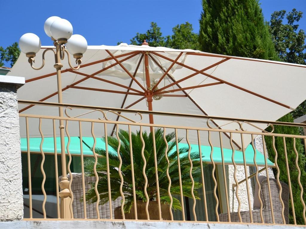 La Deviniere Hotel Donzère Kültér fotó