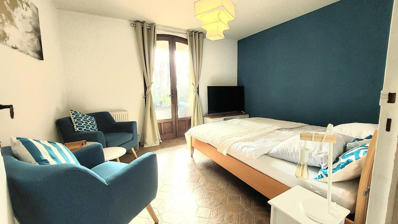 La Deviniere Hotel Donzère Szoba fotó
