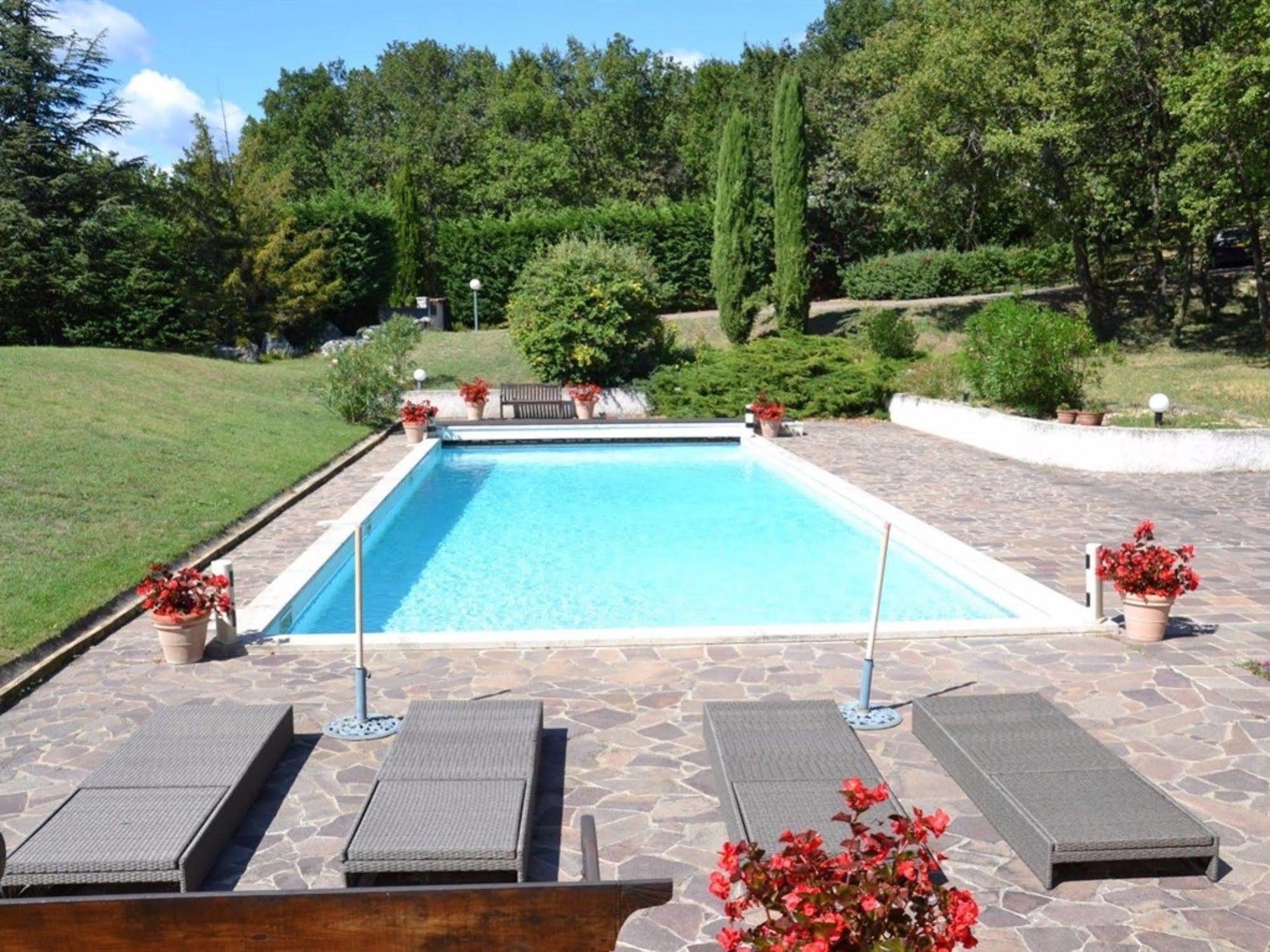 La Deviniere Hotel Donzère Kültér fotó