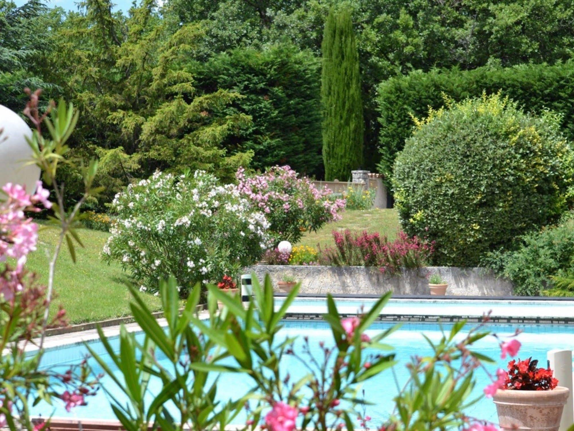 La Deviniere Hotel Donzère Kültér fotó